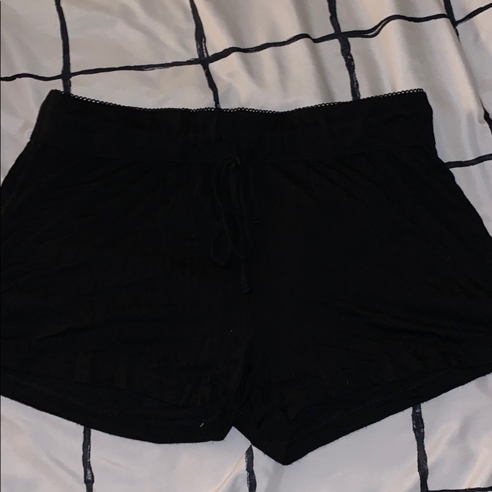 flowy black shorts thin fabric no pockets